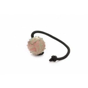 Dogtech 5,5cm átmérőjű labda 30 cm-es zsinórral